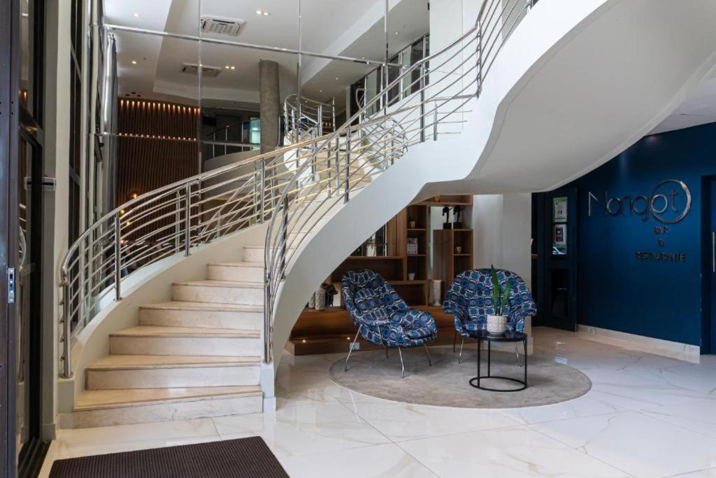 Qlty Faria Lima Flat Hotel - Your Place, Sao Paulo